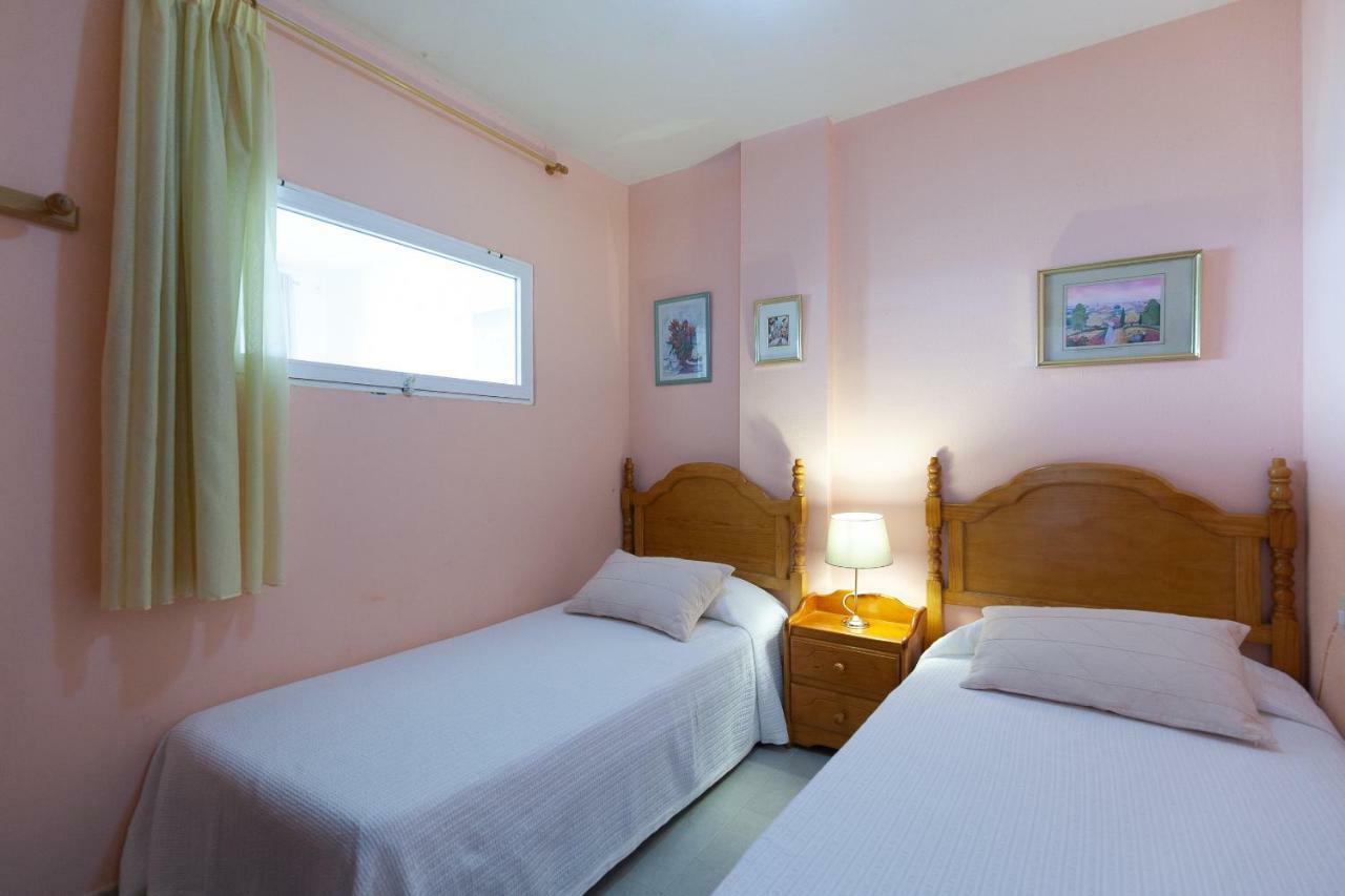 Uhc Sorolla Apartments Salou Eksteriør billede